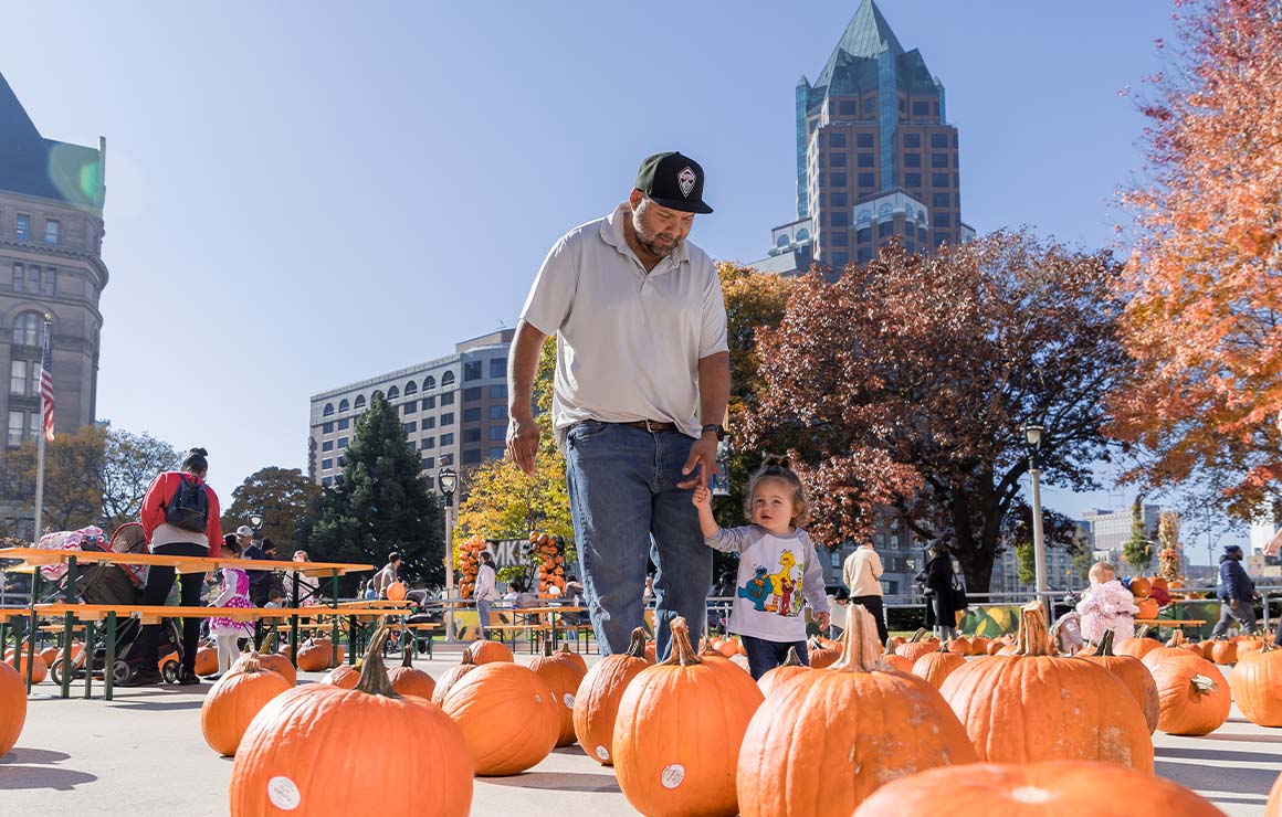 Jack-O-Lantern Jubilee Milwaukee downtown