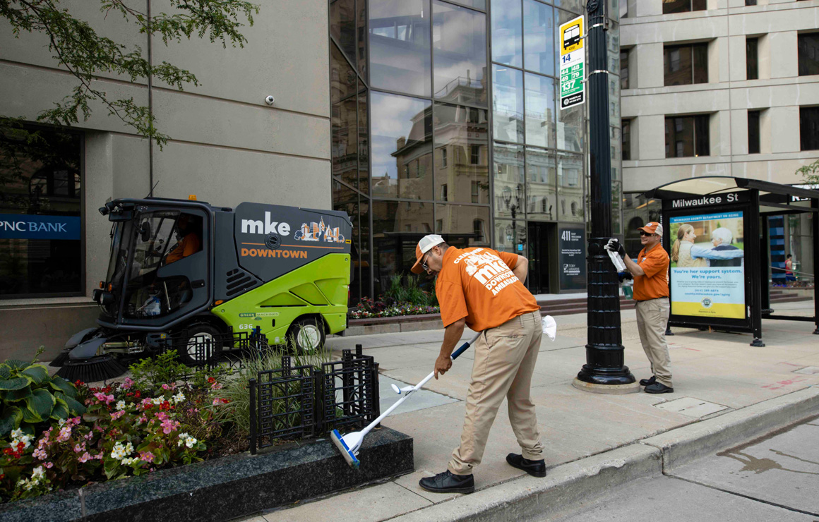 Clean Sweep Ambassadors Milwaukee Downtown
