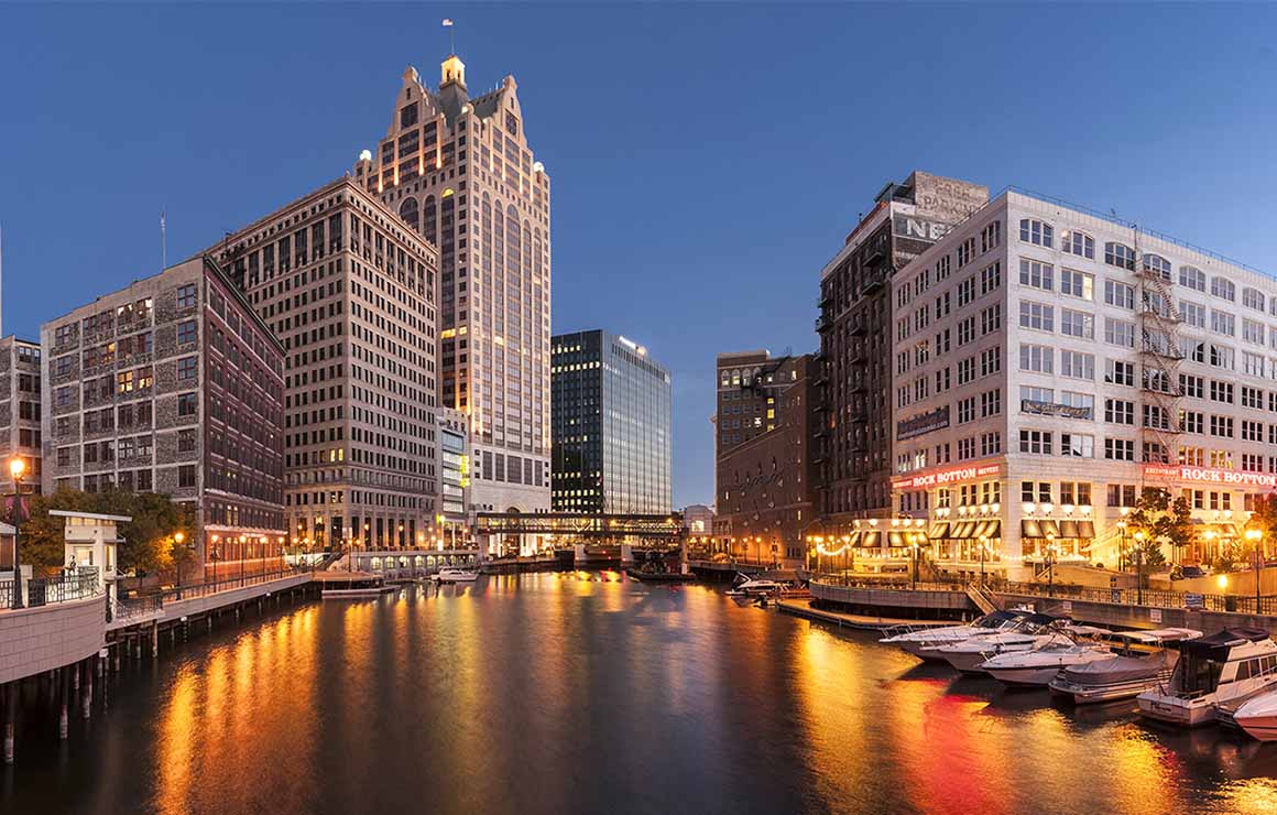 BBC_Milwaukee-Downtown_1 Downtown Milwaukee on the river at dusk.