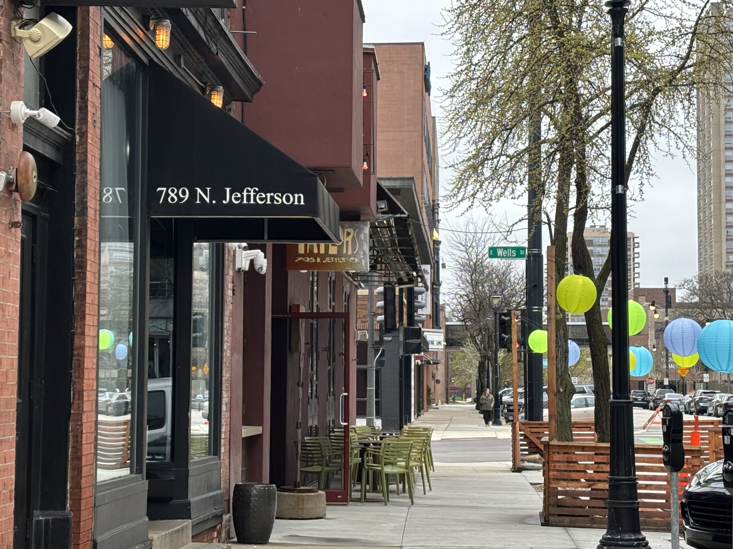 IMG_4932 Businesses along Cathedral Square.