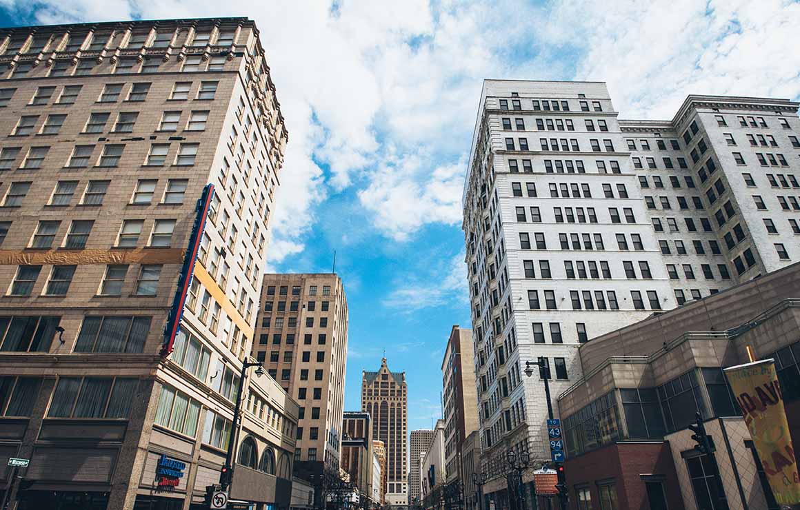 Lease-development-milwaukee-downtown_0 HIgh-rise buildings in downtown milwaukee.