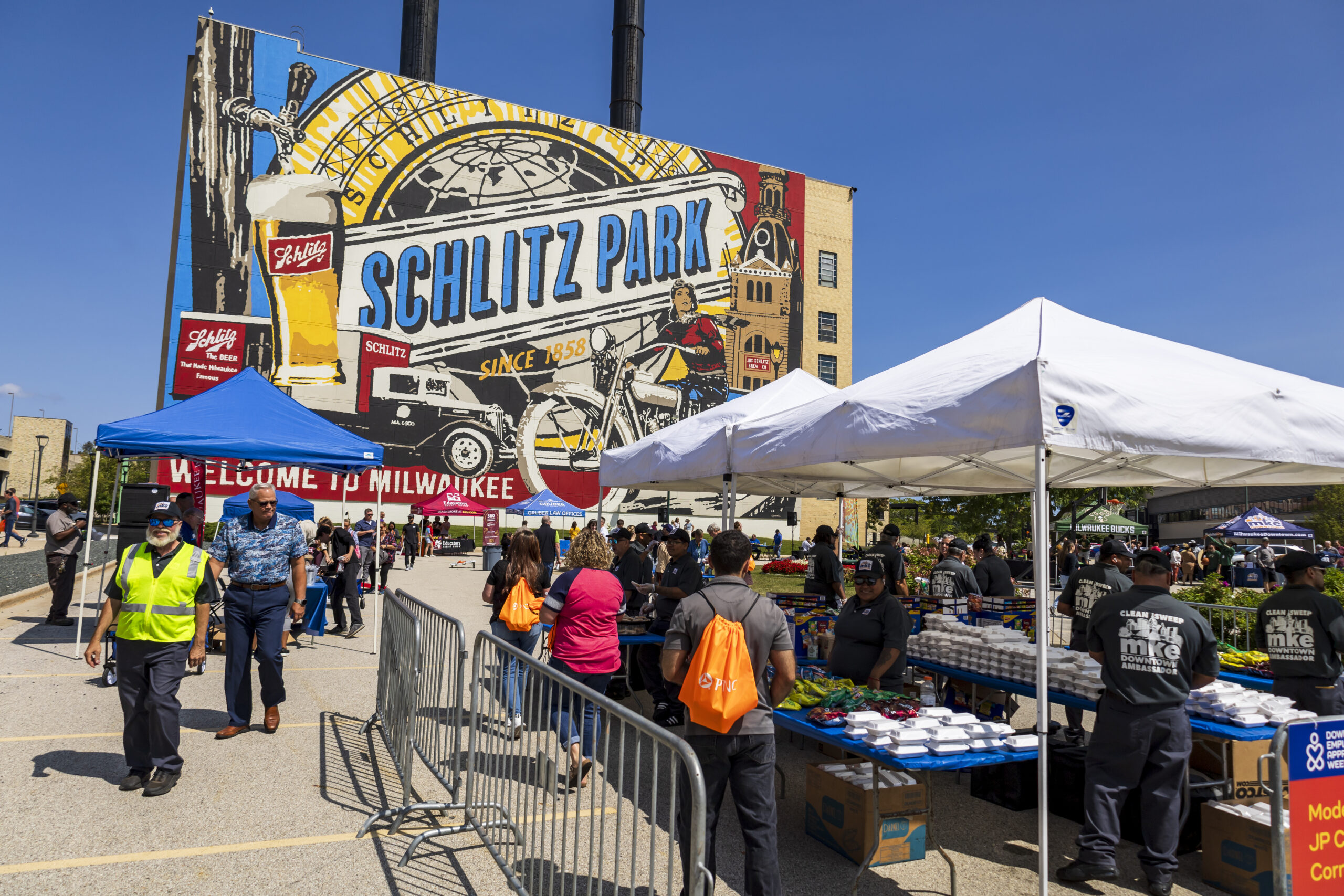 img_mdi_deaw24_Wed_crEricHalverson_021