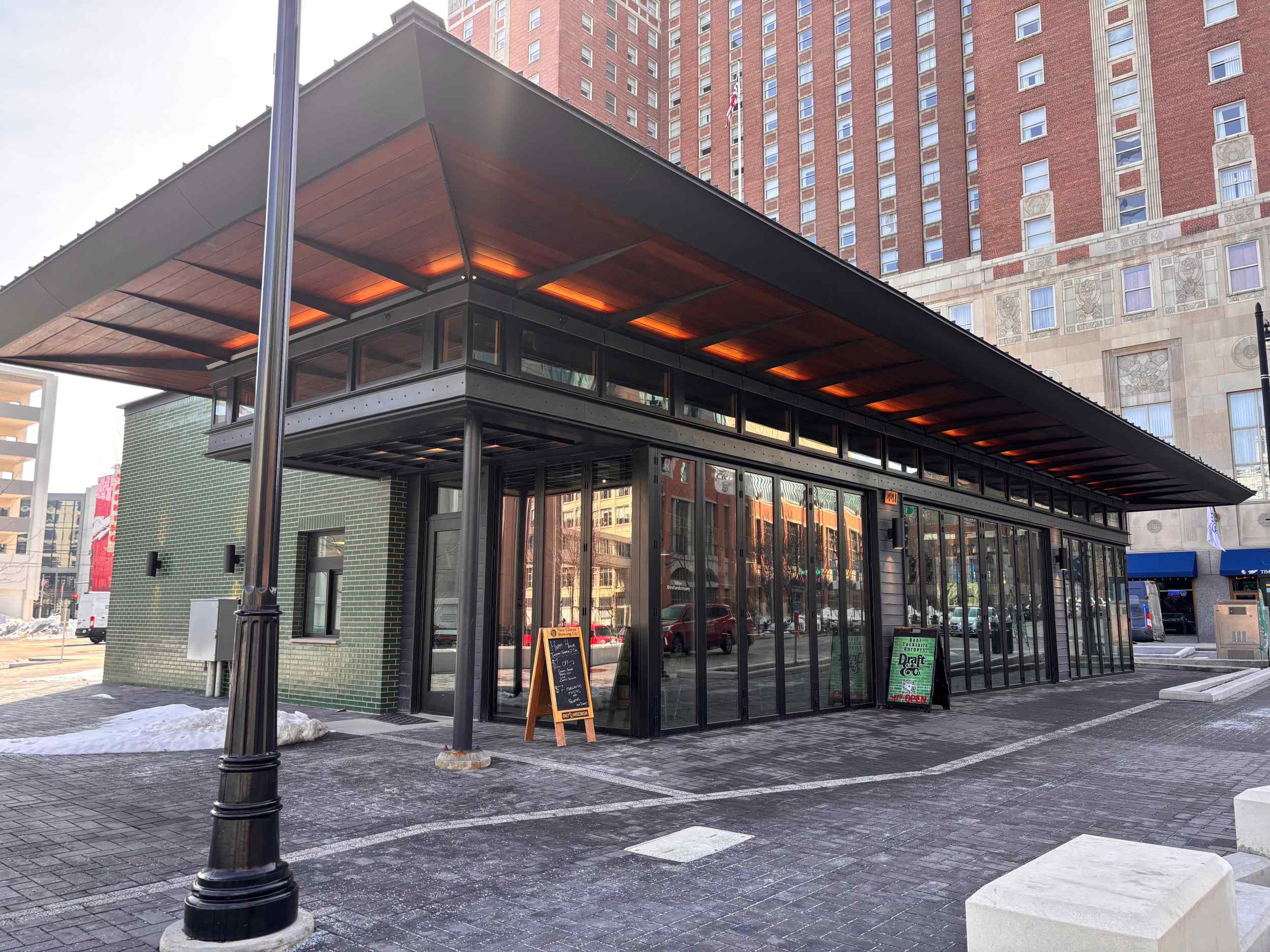 draftandco_7772 draft & co