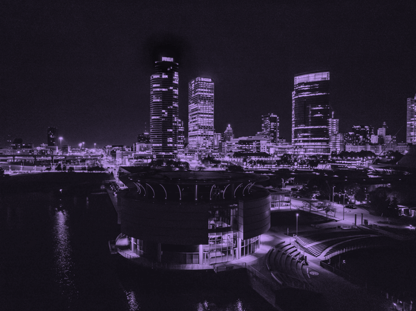 landmarklighting_purple landmark lighting milwaukee purple